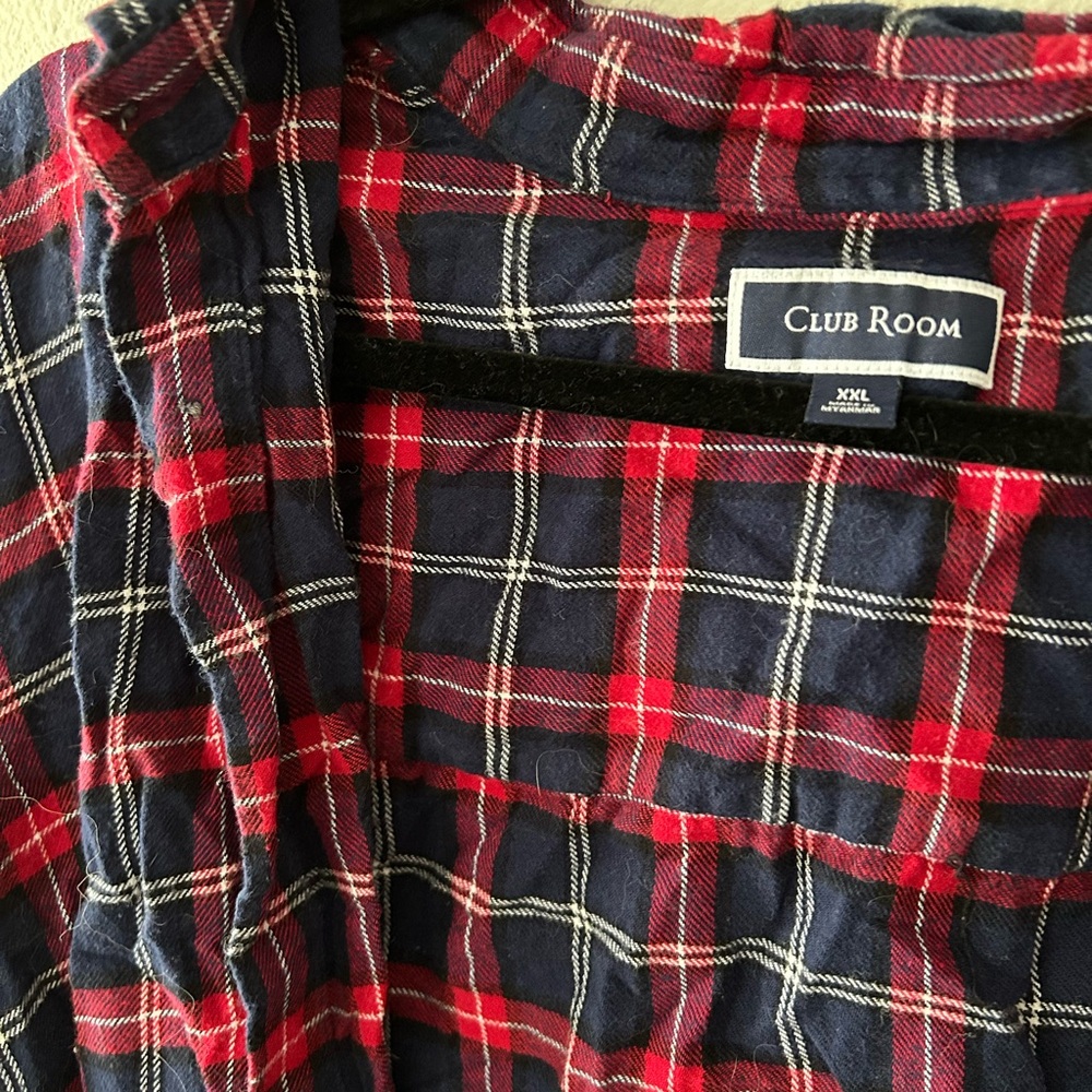 Oversized Flannel - Picture 2 of 3